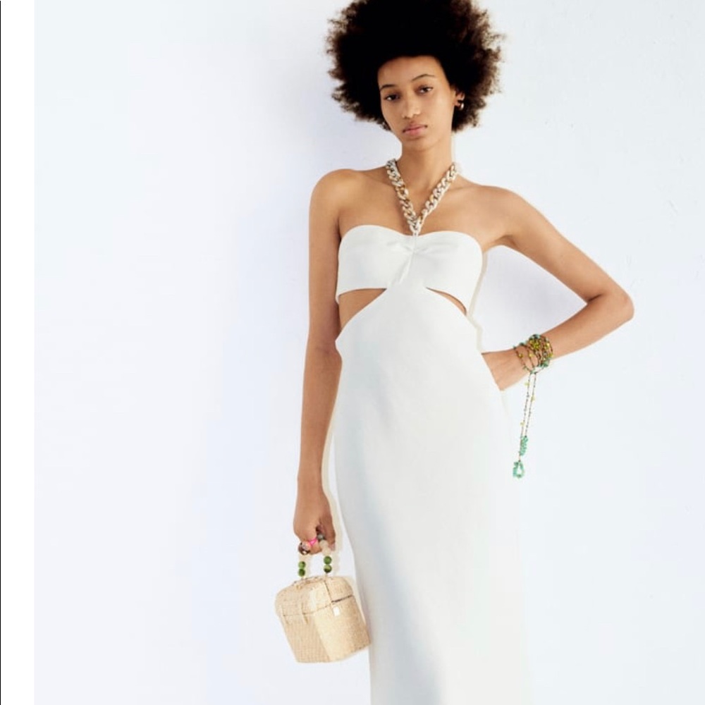 Cut Out Chain Dress in Ecru White